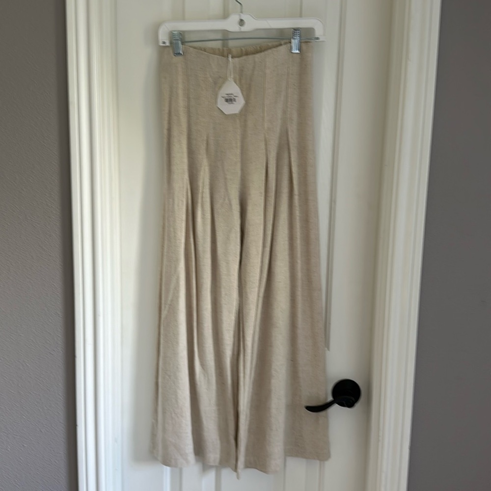 Linen pleated pants